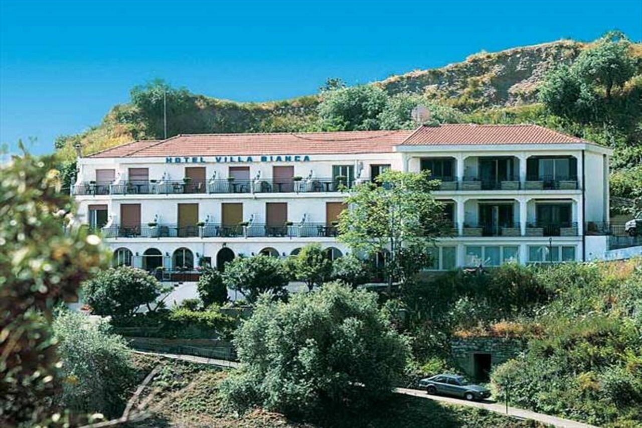 Hotel Villa Bianca Resort Taormina Exterior foto